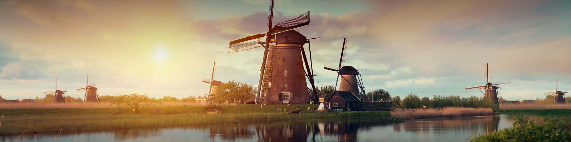 Les Pays-Bas à vélo © kishivan / Adobe Stock
