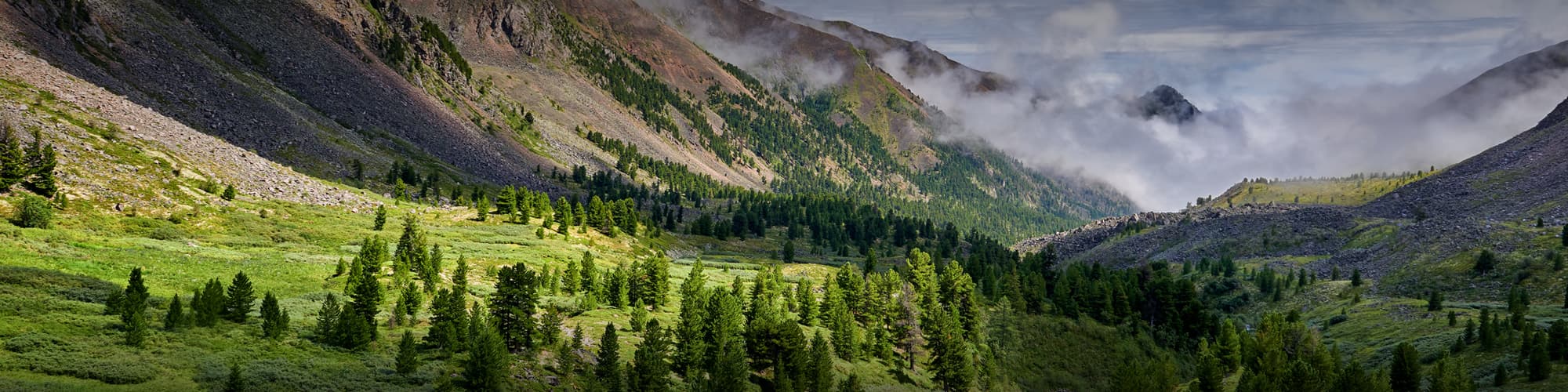 Trek en Russie : circuit, randonnée et voyage © Zhaubasar