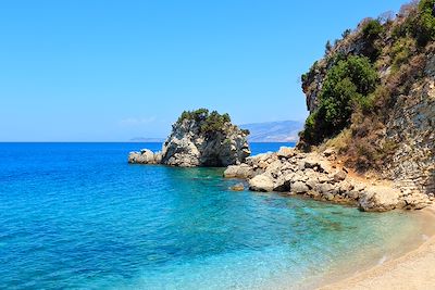 © Wildman / Adobe Stock - Bord de mer - Albanie Bord de mer - Albanie