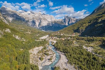 © Christophe Migeon - La Vallée de Thethi - Albanie La Vallée de Thethi - Albanie
