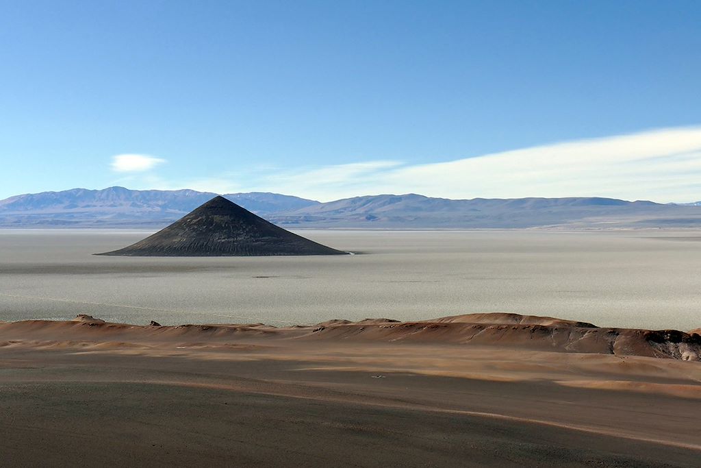 Image Montagne Aux 7 Couleurs - Randonnée Quebrada Humahuaca - Tolar Grande