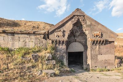 © rparys / Adobe Stock - Caravansérail de Sélim - Arménie Caravansérail de Sélim - Arménie