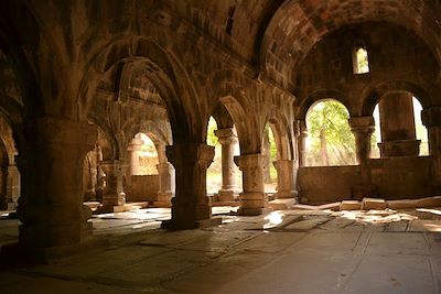 L'intérieur du monastère de Sanahin - Arménie