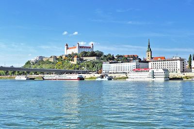 © Peter Švehla / Slovakia Travel - Château de Bratislava - Slovaquie Château de Bratislava - Slovaquie