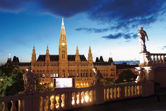 Voyage : Le Danube de Vienne à Budapest à vélo Voyage Le Danube de Vienne à Budapest à vélo