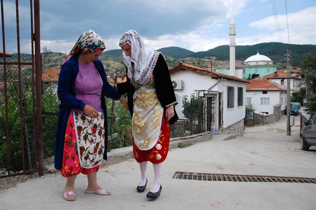 Rencontre au village de Ribhnovo - Région des Rhodopes - Bulgarie