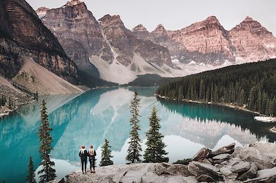 Vue sur le lac Moraine dans le Banff- Canada