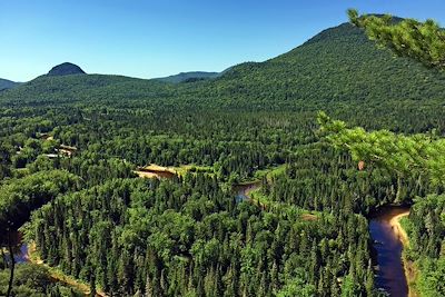 © Marianne Furlani - Parc national du Mont-Tremblant - Québec - Canada Parc national du Mont-Tremblant - Québec - Canada
