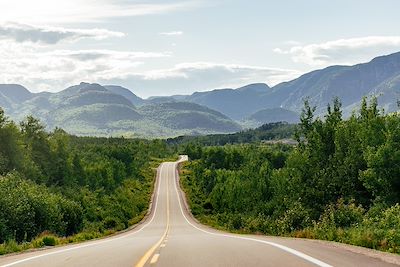 Route vers le Parc national des Grands-Jardins - Québec - Canada