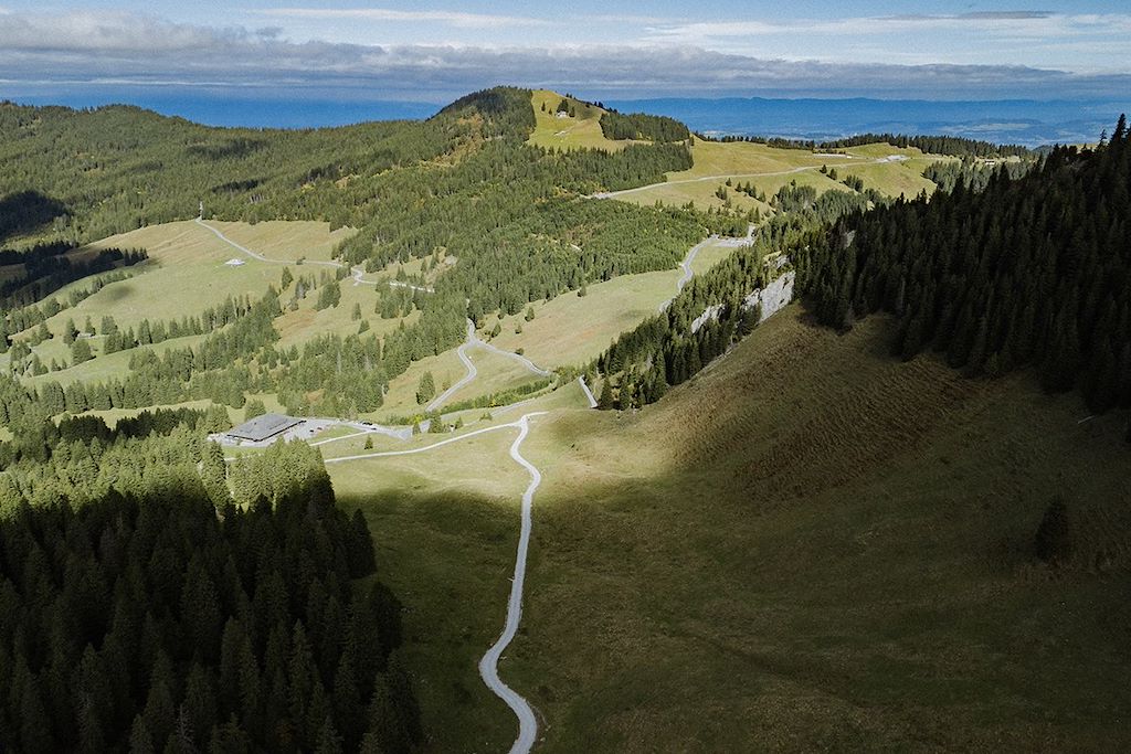 Image voyage gravel - alpes suisses - Parc Naturel du Gantrisch