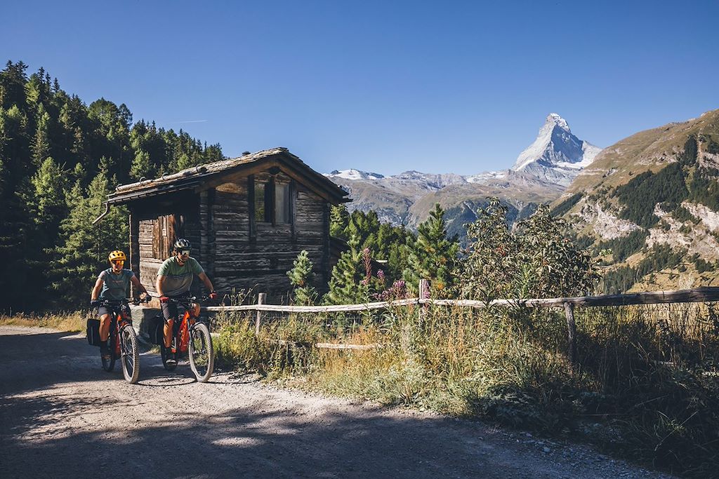 Image Alpes suisses en VTT - Glacier Express