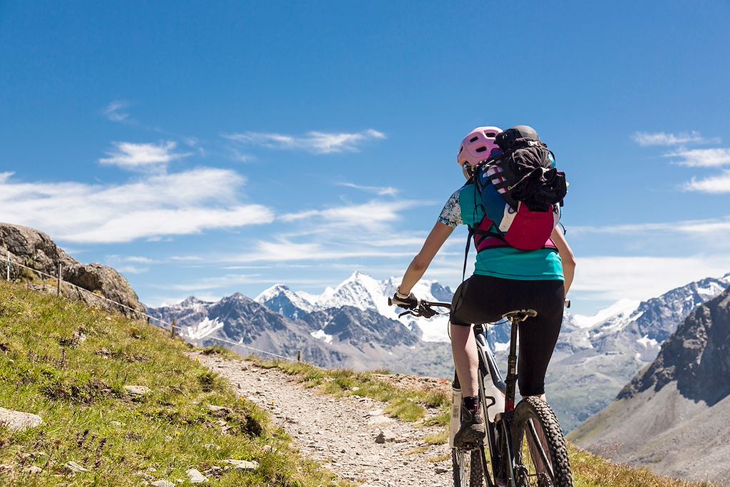 Image Alpes suisses en VTT - Glacier Express
