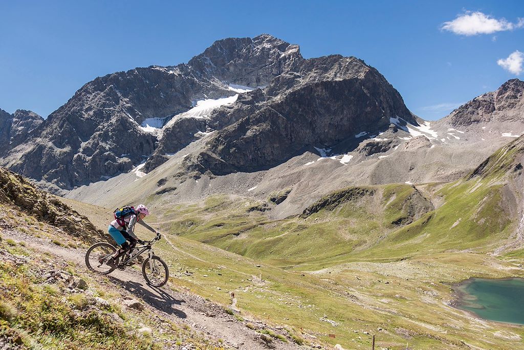 Image Alpes suisses en VTT - Glacier Express