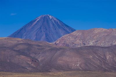 © Franck Charton - Volcan Licancabur - Chili Volcan Licancabur - Chili