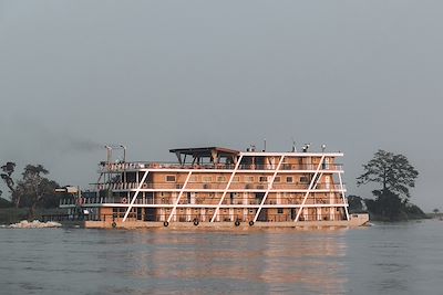 Bateau Princesse Ngalessa - Congo