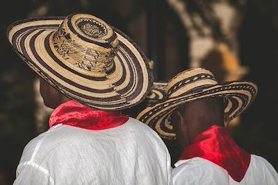 © Curioso.Photography / Adobe Stock - Danseurs colombiens - Colombie Danseurs colombiens - Colombie