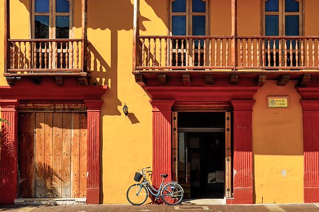 Voyage La Colombie à vélo électrique, la route du café