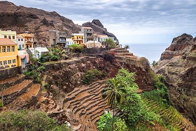 © daboost / Adobe Stock - Village de Fontainhas - Santo Antao - Cap-Vert Village de Fontainhas - Santo Antao - Cap-Vert