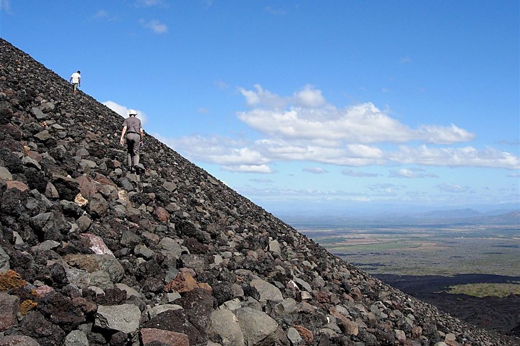 Volcan Cerro Negro - Montée à l est - Nicaragua