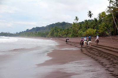 © Gaelle Grande - Plage côte Ouest - Costa Rica Plage côte Ouest - Costa Rica