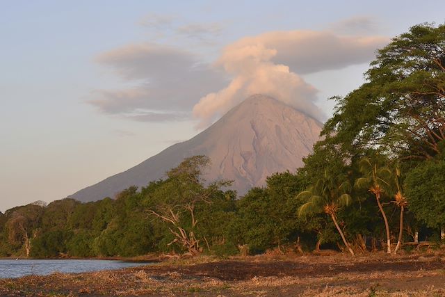 Voyage : Volcans, lacs et joyaux coloniaux Voyage Volcans, lacs et joyaux coloniaux