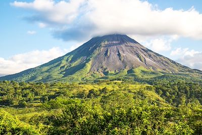 © Esdelval / iStock - Volcan Arenal - Costa Rica Volcan Arenal - Costa Rica