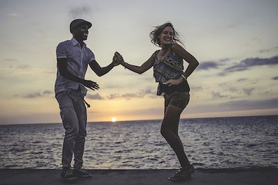 Danseurs de salsa à Cuba