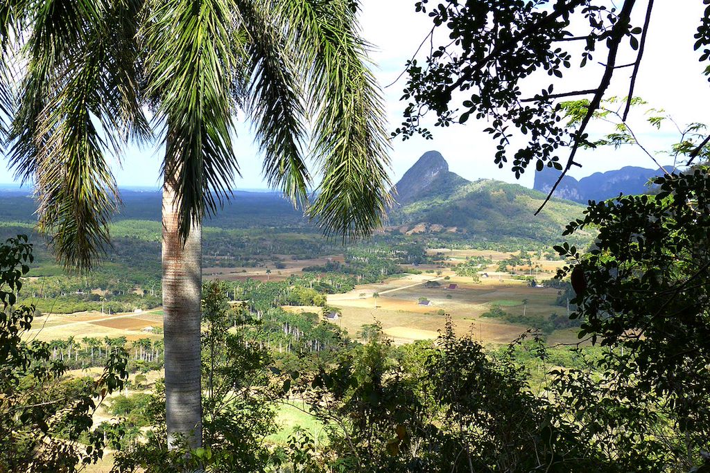 Image bivouac lac Hanabanilla - randonnée Viñales - randonnée Topes de Collantes - nuit chez l'habitant