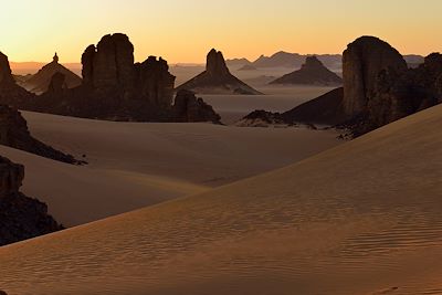 © Westend61 / Getty Images - Timghas - Parc National du Tassili N'Ajjer - Algérie Timghas - Parc National du Tassili N'Ajjer - Algérie