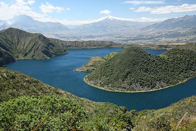 © Michel Hans - Lagune de Cuicocha Lagune de Cuicocha