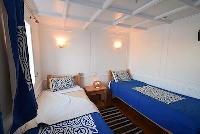 © Paul Bedros - Cabine - A bord du dahabieh - Egypte Cabine - A bord du dahabieh - Egypte
