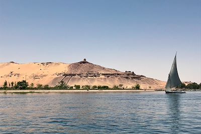 © Laurie Arnaud - Les berges du Nil - Assouan - Egypte Les berges du Nil - Assouan - Egypte