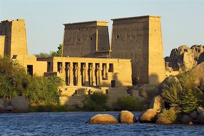 © Bertrand Rieger/hemis.fr/OT Egypte - Temple de Philae - Assouan - Vallée du Nil - Egypte Temple de Philae - Assouan - Vallée du Nil - Egypte
