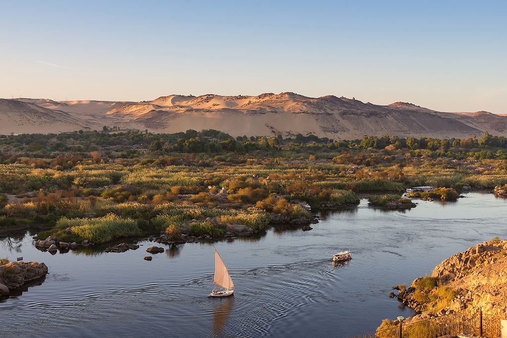 Image Pyramides de Gizeh - Desert blanc - Abou Simbel - Philae