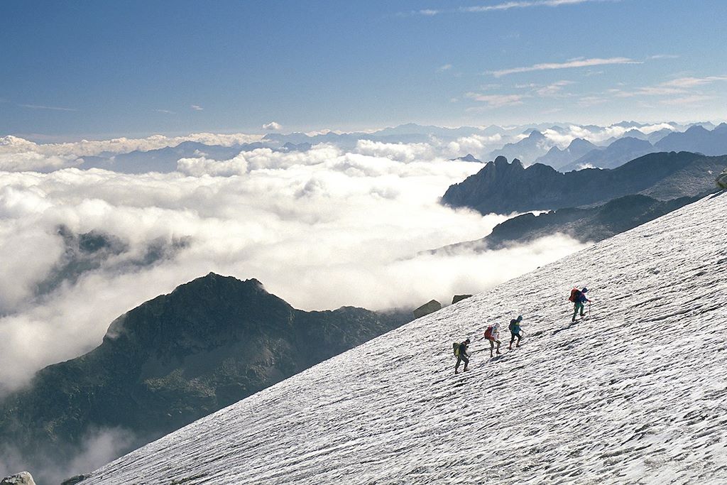 Voyage Trek, confort et sommet de l'Aneto (3404m)