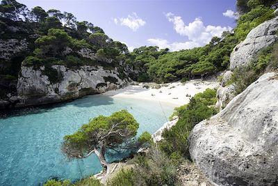 © OT Minorque - Macarelleta - A la découverte de Minorque - Espagne Macarelleta - A la découverte de Minorque - Espagne