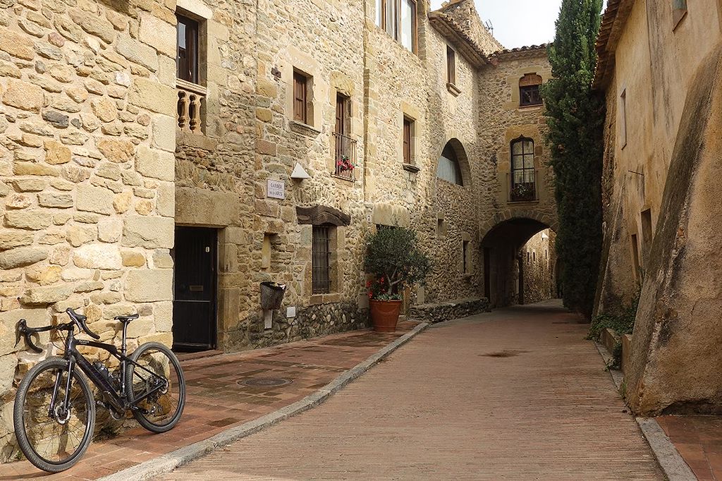 Image Catalogne à vélo électrique – Séjour autour de Gérone – La Costa Brava à vélo