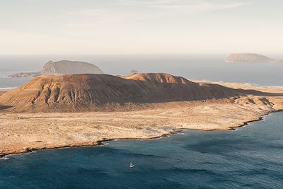 Vue sur l'île de la Graciosa depuis Mirador del Rio - Lanzarote - Iles Canaries - Espagne