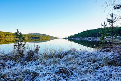 © Edwige Carron - Lac près d'Inari - Laponie - Finlande Lac près d'Inari - Laponie - Finlande