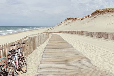 La Vélodyssée - Plage d'Hourtin - France