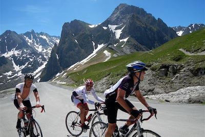 La traversée des Pyrénées en vélo de route