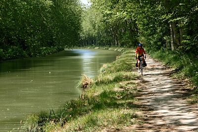 Canal de la Garonne à vélo : de Bordeaux à Toulouse