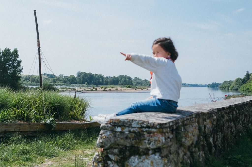 Image Pays des châteaux en famille - Château de Cheverny à vélo - Blois en famille