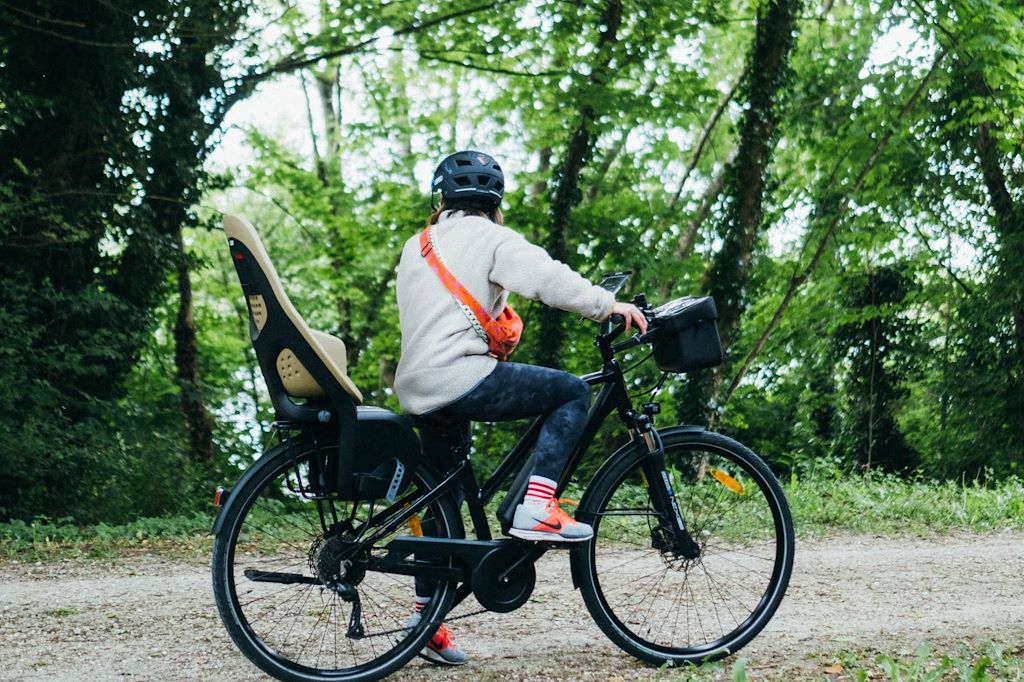 Image Pays des châteaux en famille - Château de Cheverny à vélo - Blois en famille