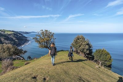 © unai / Adobe Stock - Côte de Deba à Zumaia - Gipuzkoa - Espagne Côte de Deba à Zumaia - Gipuzkoa - Espagne