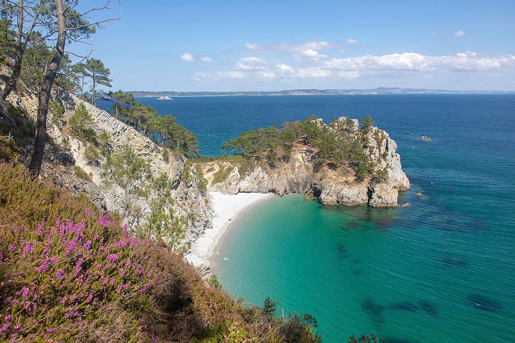 La presqu’île de Crozon et l'île d'Ouessant