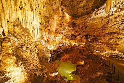 © Les Conteurs - Gouffre de Proumeyssac - Dordogne - France Gouffre de Proumeyssac - Dordogne - France