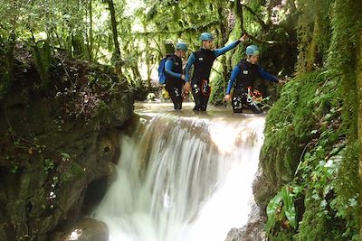 © Acro'parc - Vacances multi-activités dans la Drôme - France Vacances multi-activités dans la Drôme - France