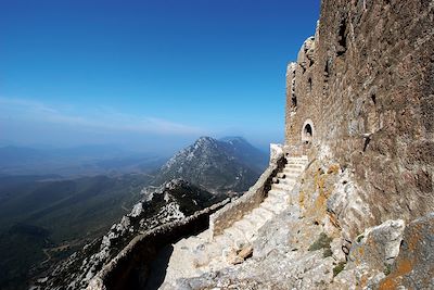 © G.DESCHAMPS - CRTL Occitanie - Château cathare de Quéribus - Occitanie - France Château cathare de Quéribus - Occitanie - France