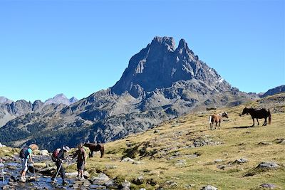 © CDT 64 – P. Gaillard - Randonnée vers les lacs d'Ayous - Béarn - France Randonnée vers les lacs d'Ayous - Béarn - France
